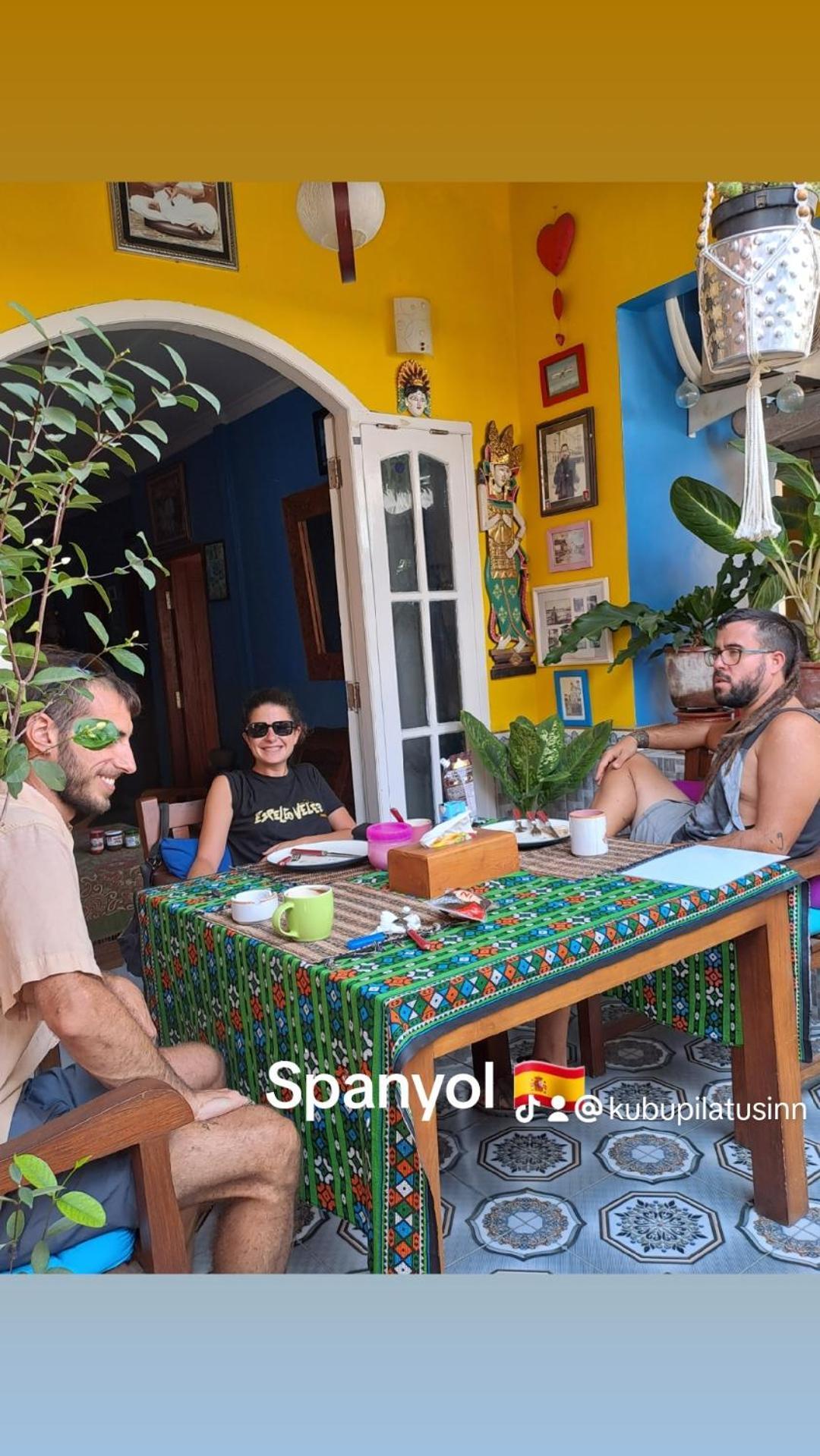 Kubu Pilatus - Family House Lombok Villa Tjakranegara Bagian luar foto